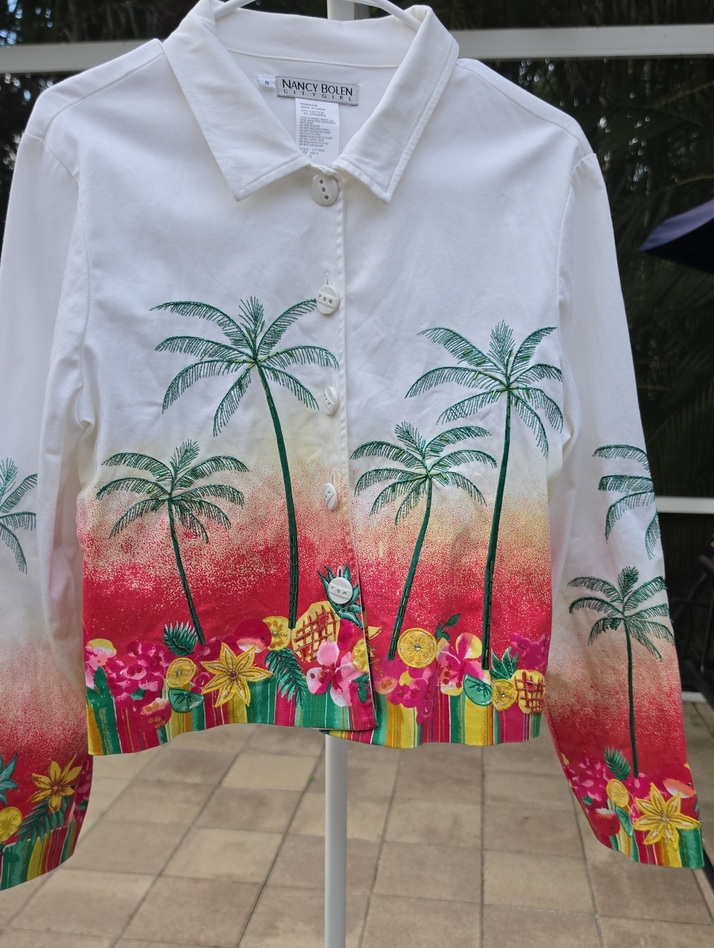 CITY GIRL Nancy Bolen Tropical Palm Jacket - White with Pink Gradient